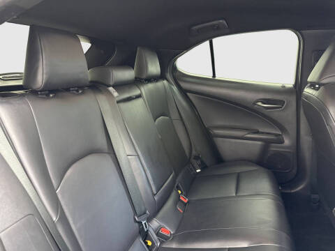 2021 Lexus UX 200