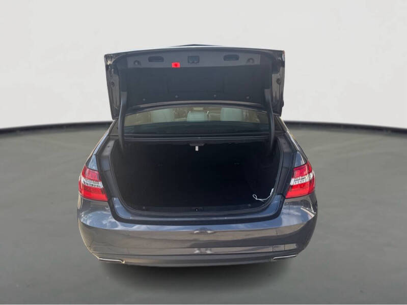 2010 Mercedes-Benz E-Class