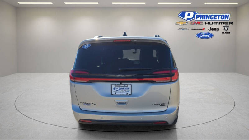 2026 Chrysler Pacifica Limited