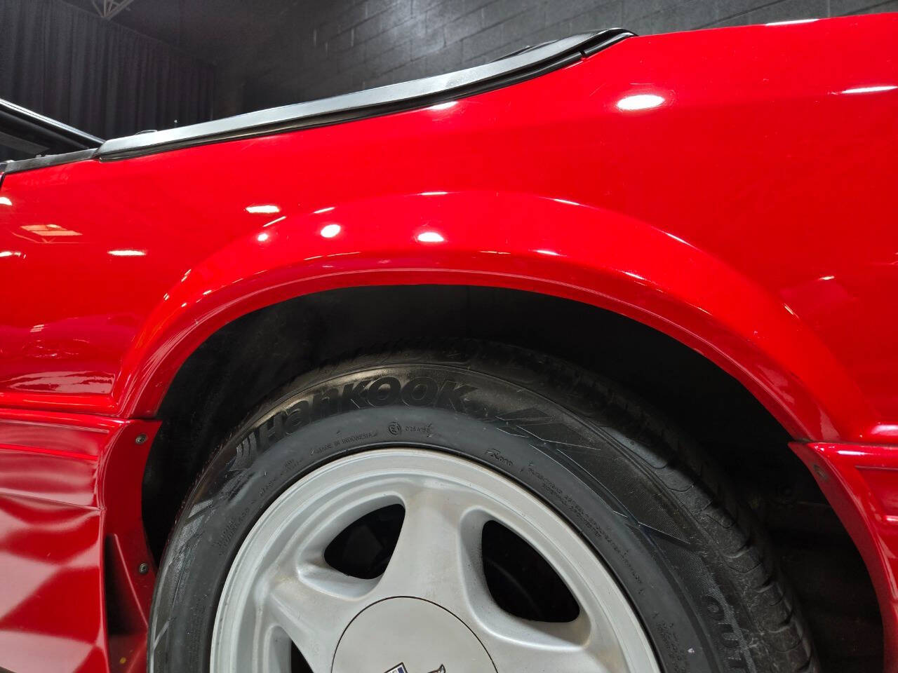 1992 Ford Mustang 16