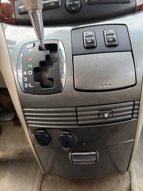 2005 Toyota Sienna