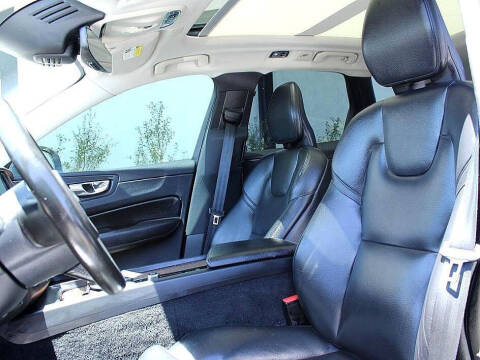 2019 Volvo XC60 T6 Momentum