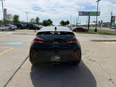 2019 Hyundai Veloster