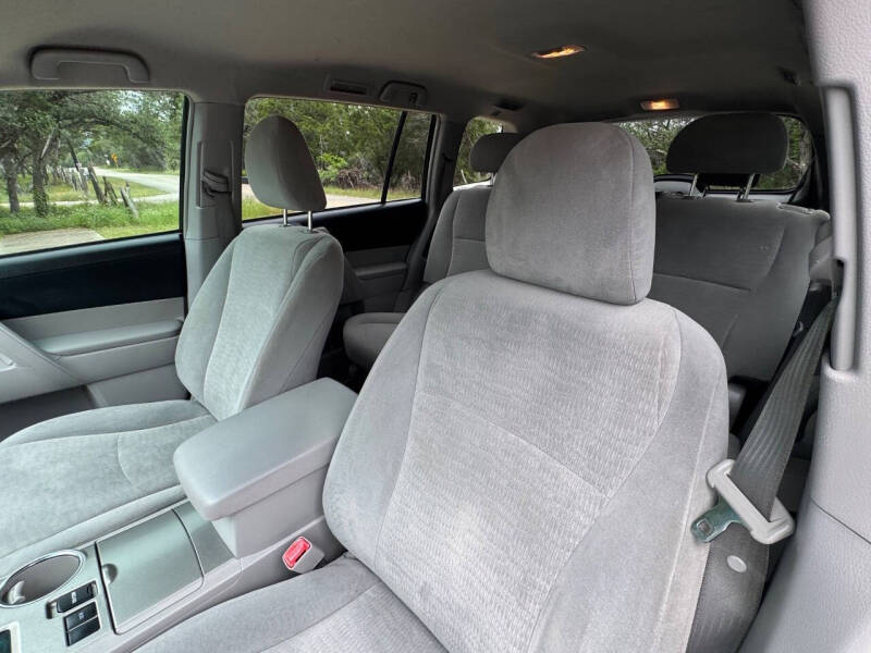2013 Toyota Highlander Plus
