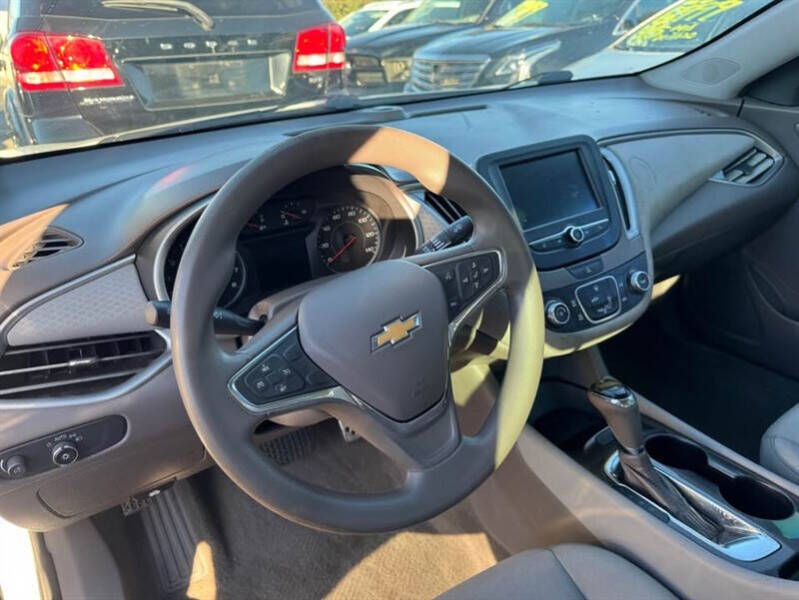 2017 Chevrolet Malibu LS