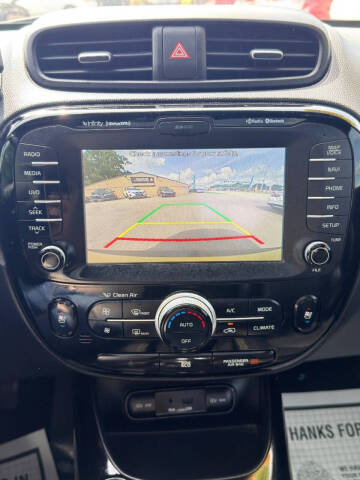 2014 Kia Soul +