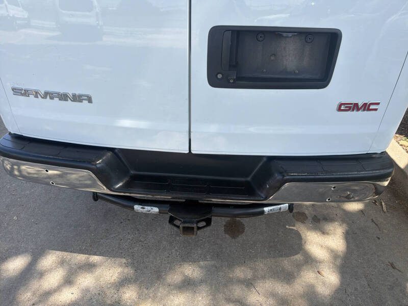 2018 GMC Savana 2500