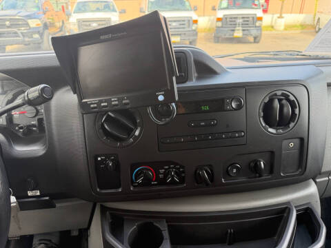 2013 Ford E-Series E-150