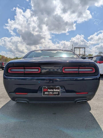 2016 Dodge Challenger SXT