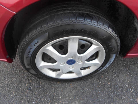 2005 Ford Focus ZX3 SE