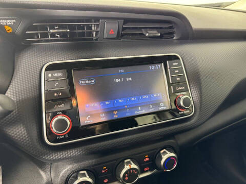 2025 Nissan Kicks Play S