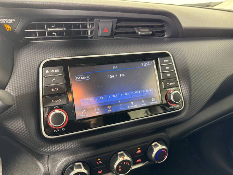 2025 Nissan Kicks Play S