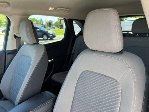 2020 Ford Escape SE