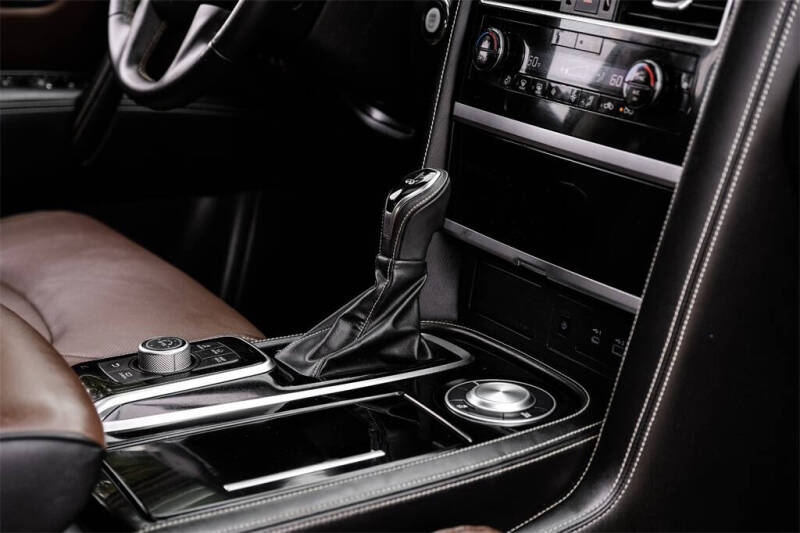 2022 Infiniti QX80 Premium Select