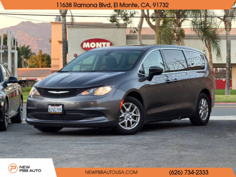 2022 Chrysler Voyager LX