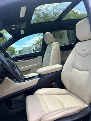 2017 Cadillac XT5 Luxury