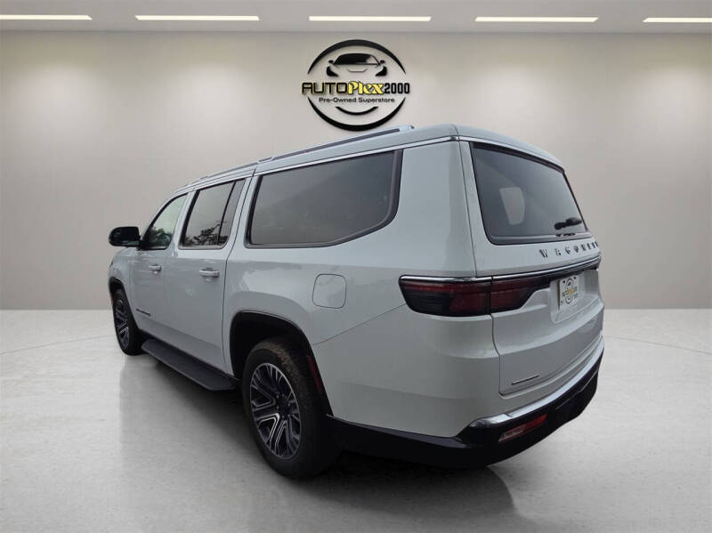 2023 Jeep Wagoneer L Series II