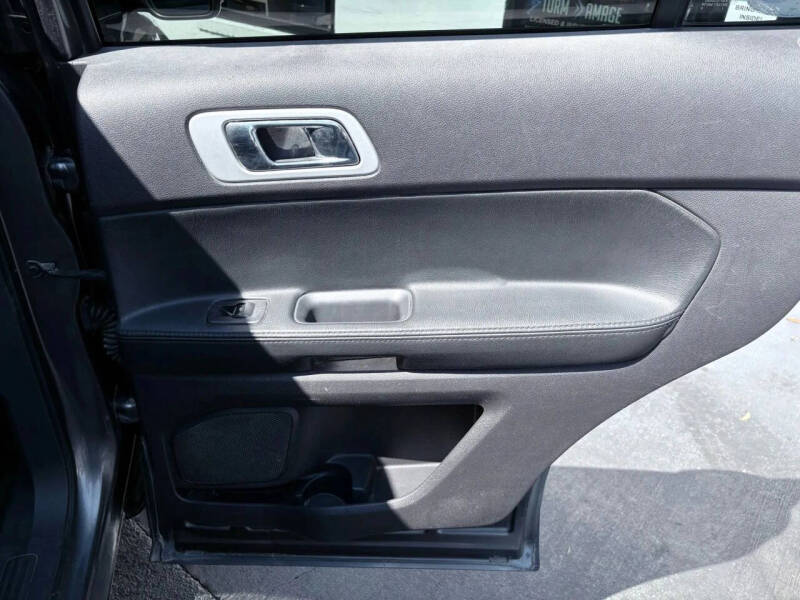 2012 Ford Explorer XLT