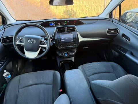 2017 Toyota Prius Three