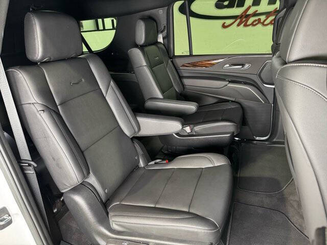 2024 Cadillac Escalade ESV Luxury