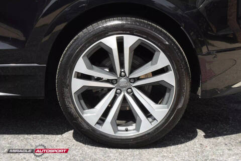 2019 Audi Q8 quattro Prestige 55 TFSI