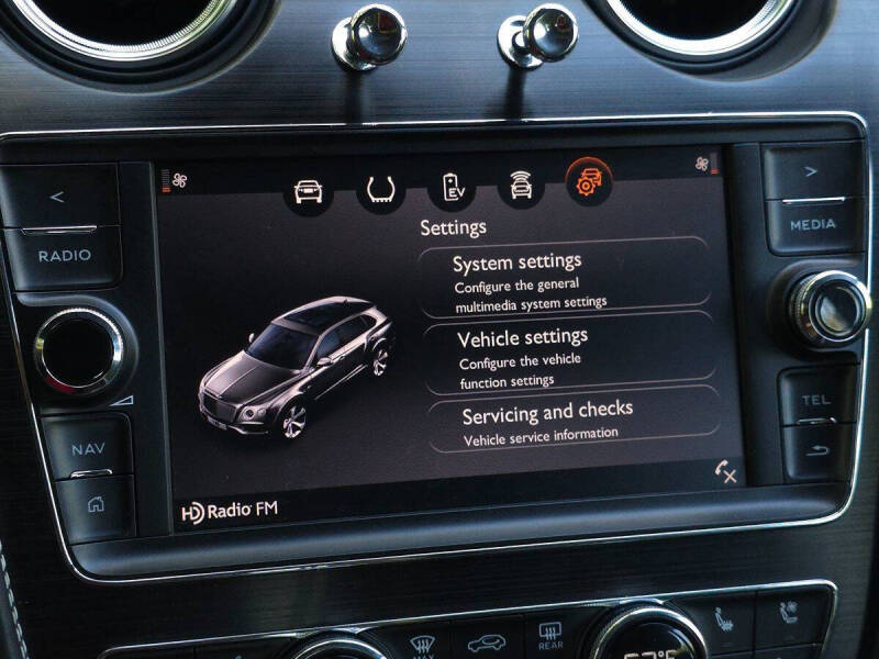 2020 Bentley Bentayga Hybrid