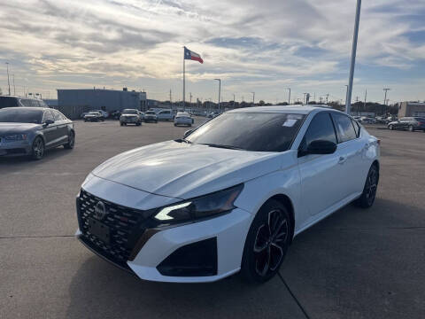 2023 Nissan Altima 2.5 SR