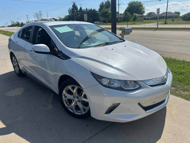Used 2017 Chevrolet Volt Premier with VIN 1G1RB6S54HU205069 for sale in Oak Creek, WI