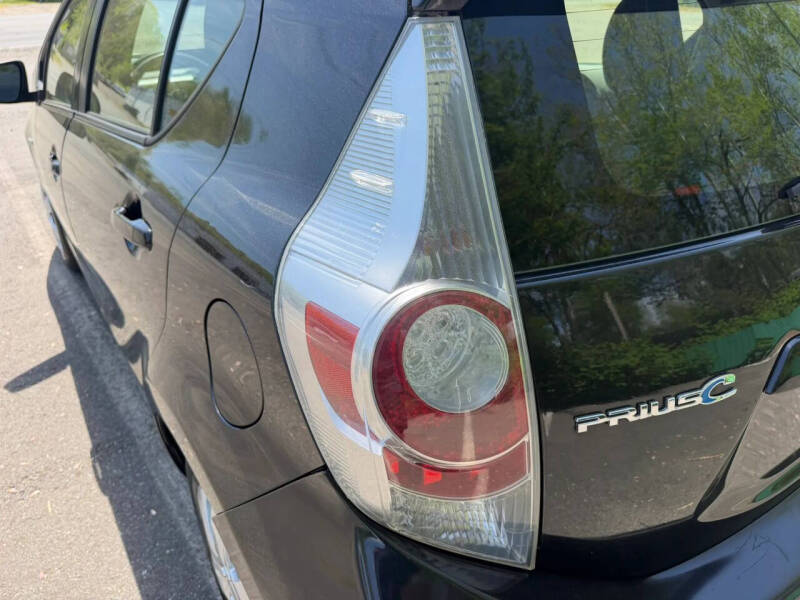 2014 Toyota Prius c