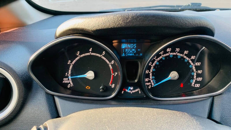 2017 Ford Fiesta SE