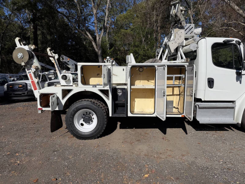 2014 Freightliner M2 106