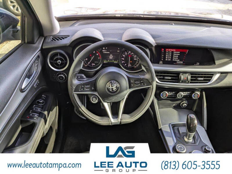 2018 Alfa Romeo Stelvio Sport