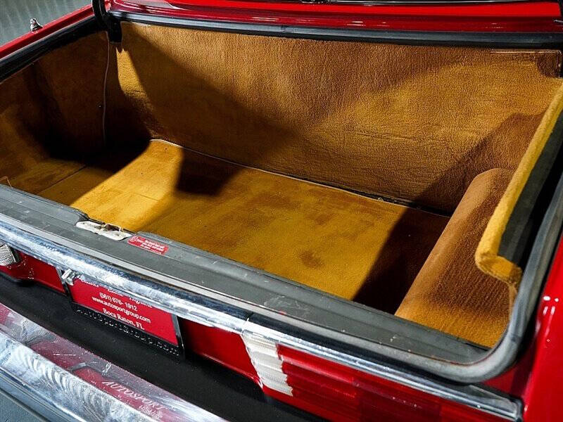 1989 Mercedes-Benz 560-Class 35