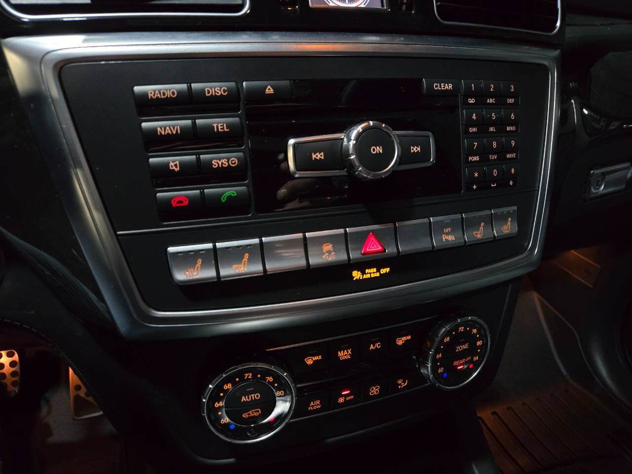 2015 Mercedes-Benz GL-Class 84