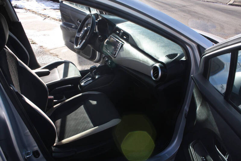 2020 Nissan Versa SV