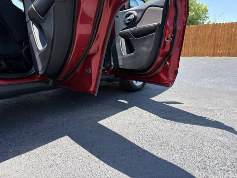 2016 Jeep Cherokee Latitude Altitude