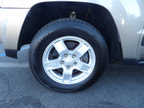 2005 Jeep Grand Cherokee Laredo