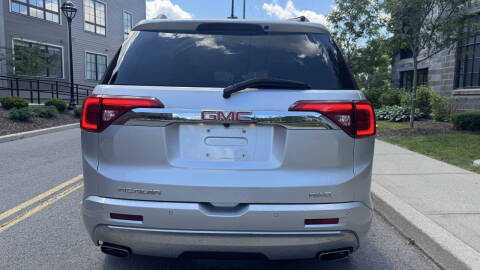 2019 GMC Acadia Denali