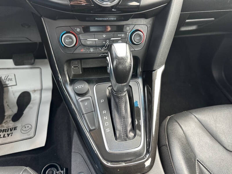 2018 Ford Focus Titanium