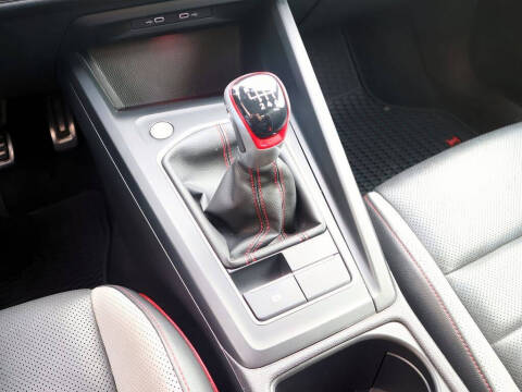 2022 Volkswagen Golf GTI SE