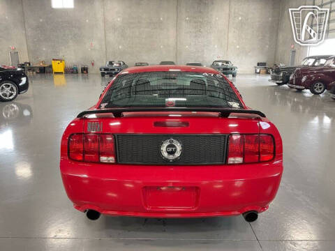 2005 Ford Mustang