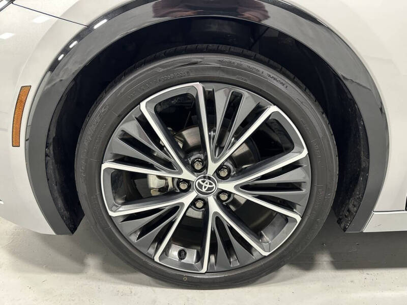 2025 Toyota Prius XLE