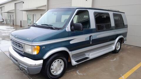 1997 Ford E-Series for sale at Pederson's Classics in Sioux Falls SD