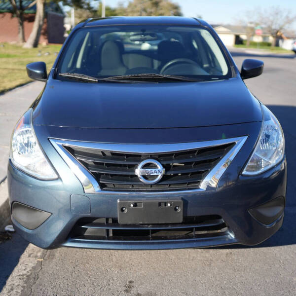 2017 Nissan Versa 1.6 S