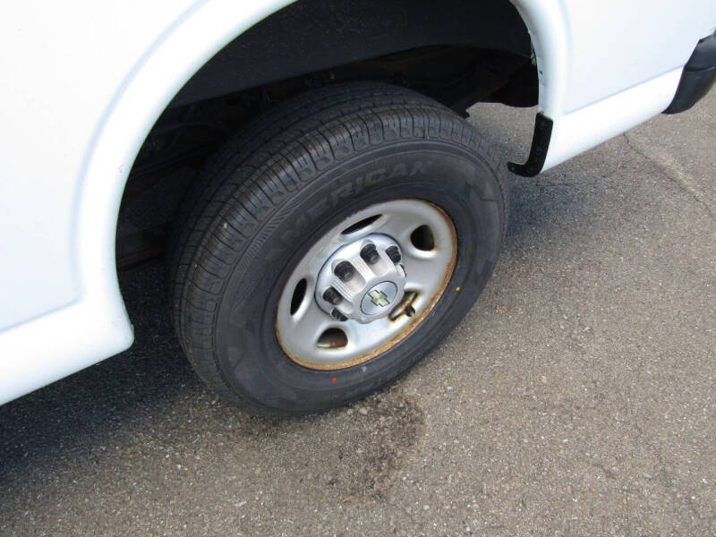 2021 Chevrolet Express 2500