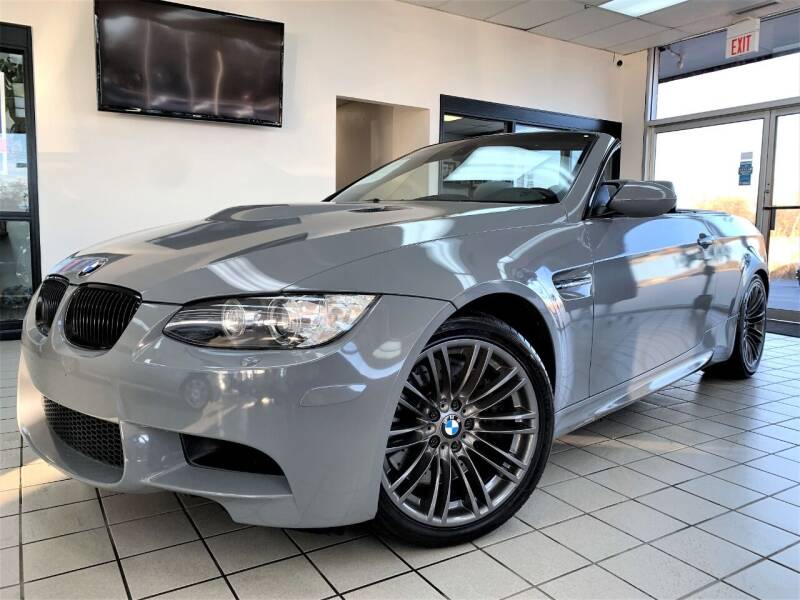 2008 BMW M3 for sale at SAINT CHARLES MOTORCARS in Saint Charles IL