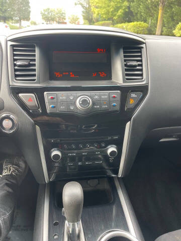 2015 Nissan Pathfinder S