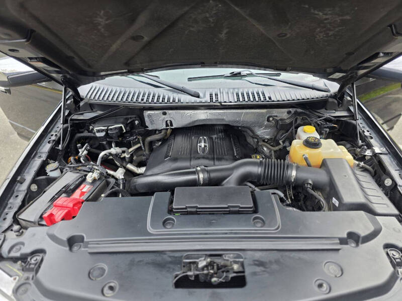 2016 Lincoln Navigator Select