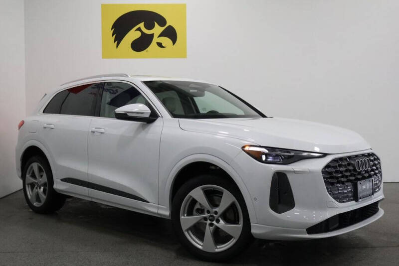 2025 Audi Q5 quattro Premium Plus TFSI