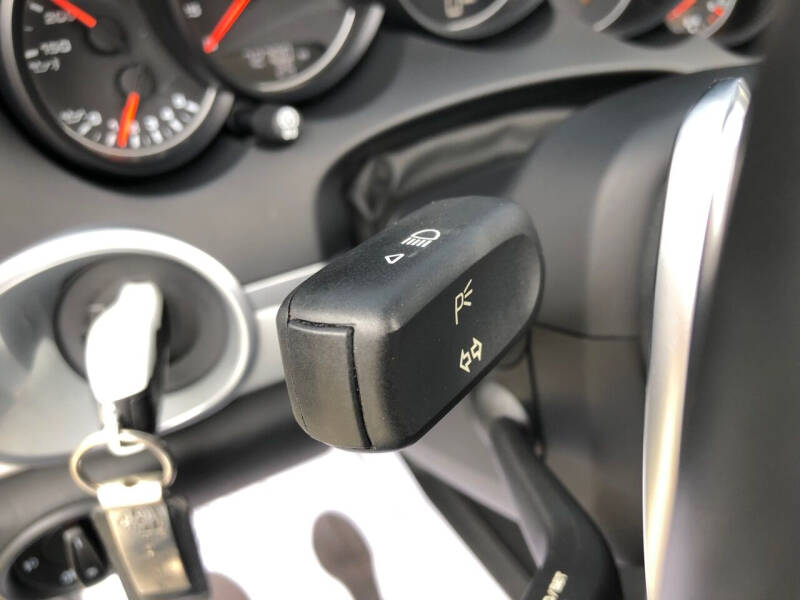 2013 Porsche Cayenne GTS